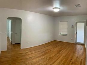 4289 NW 5th St, Miami FL 33126