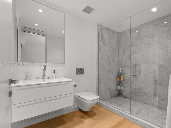 6800 Fisher Island Dr 6842, Miami Beach FL 33109