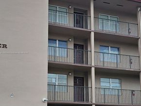 100 SW 130th Ter 309C, Pembroke Pines FL 33027