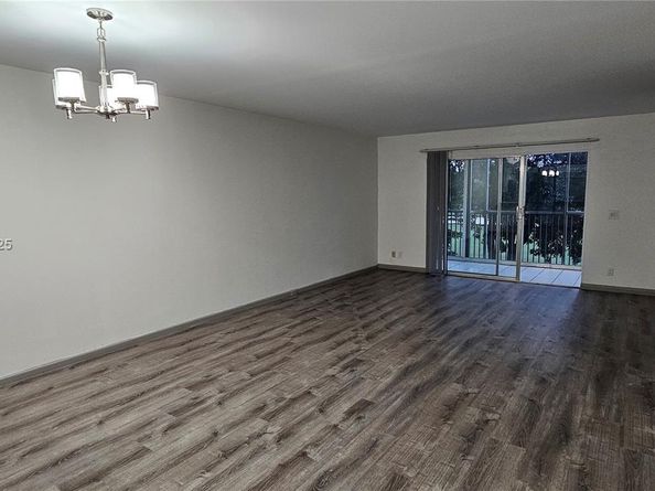 100 SW 130th Ter 309C, Pembroke Pines FL 33027