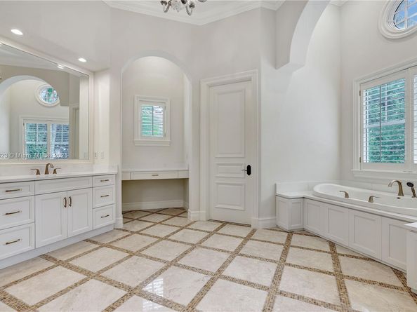 12901 Marsh Lndg, Palm Beach Gardens FL 33418