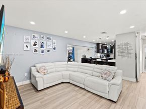 17121 NW 82nd Ave, Hialeah FL 33015