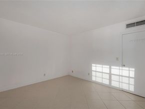 440 Paradise Isle Blvd 209, Hallandale Beach FL 33009