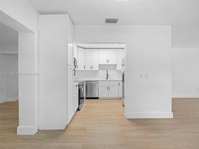 521 SW 64th Ct, Miami FL 33144
