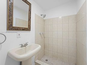 521 SW 64th Ct, Miami FL 33144