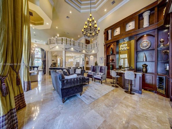 3828 Pine Lake Dr, Weston FL 33332