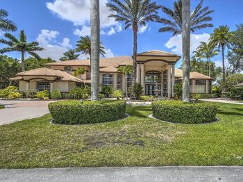 3828 Pine Lake Dr