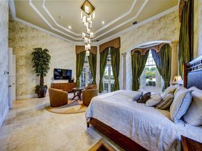 3828 Pine Lake Dr, Weston FL 33332
