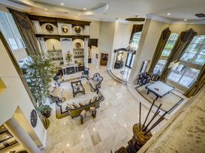 3828 Pine Lake Dr, Weston FL 33332