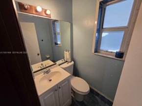 530 NE 132nd Ter, North Miami FL 33161