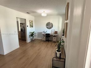 4450 NW 9th St, Coconut Creek FL 33066