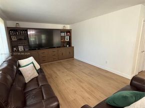 4450 NW 9th St, Coconut Creek FL 33066