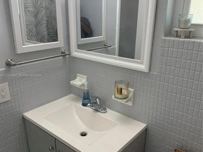 4450 NW 9th St, Coconut Creek FL 33066