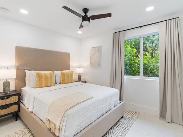 1212 NW 6th Ct, Fort Lauderdale FL 33311