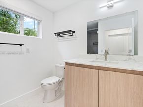 1212 NW 6th Ct, Fort Lauderdale FL 33311