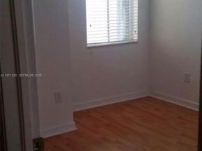 2928 SE 2nd St 8, Homestead FL 33033