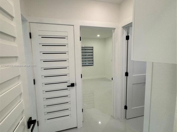 930 NE 163rd St, North Miami Beach FL 33162