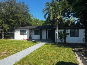 930 NE 163rd St, North Miami Beach FL 33162