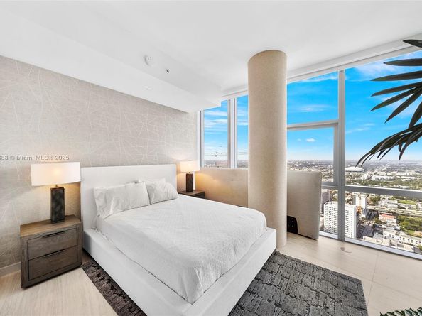 851 NE 1st Ave 5312, Miami FL 33132