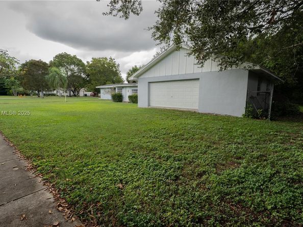 8045 SW 128th St, Pinecrest FL 33156