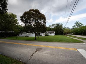 8045 SW 128th St, Pinecrest FL 33156