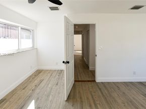 2572 NW 20th St, Fort Lauderdale FL 33311