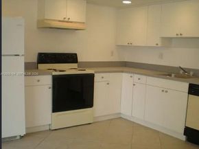 8650 SW 133rd Ave Rd 213, Miami FL 33183