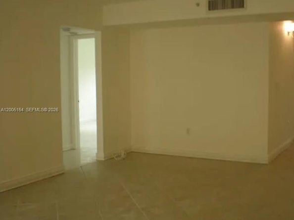 8650 SW 133rd Ave Rd 213, Miami FL 33183