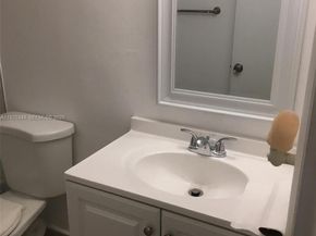 631 E 53rd St, Hialeah FL 33013