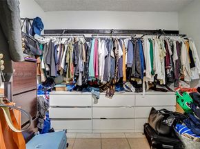 631 E 53rd St, Hialeah FL 33013