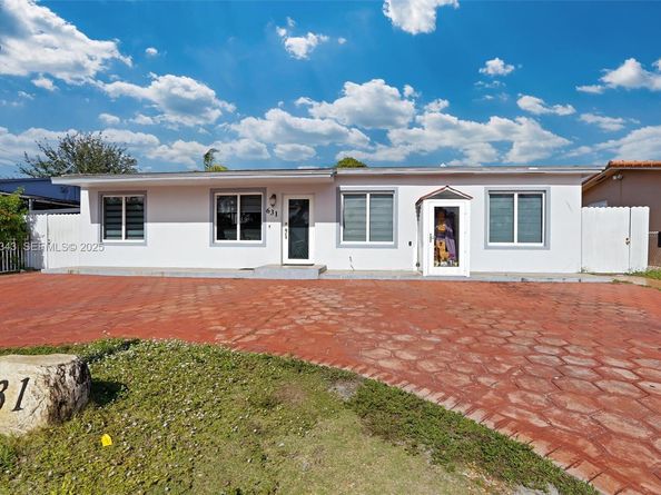 631 E 53rd St, Hialeah FL 33013