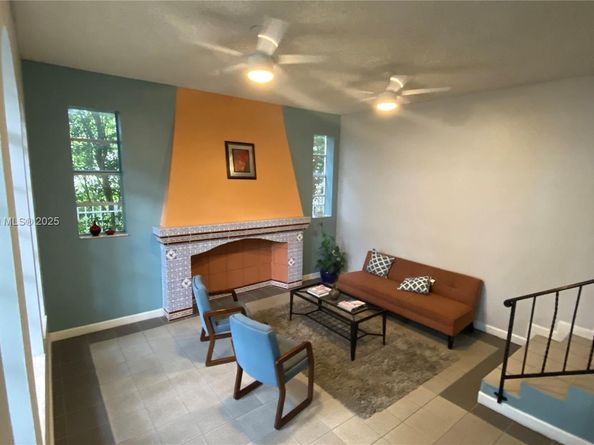 1559 Michigan Ave 305, Miami Beach FL 33139