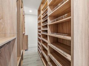 3166 Royal Palm Ave, Miami Beach FL 33140