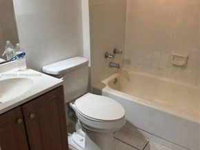 1791 NW 96th Ter 4F, Pembroke Pines FL 33024