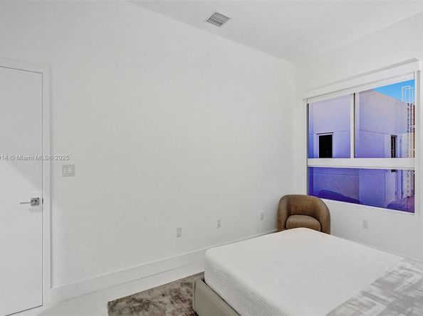 1801 NE 13th St 1821, Fort Lauderdale FL 33304