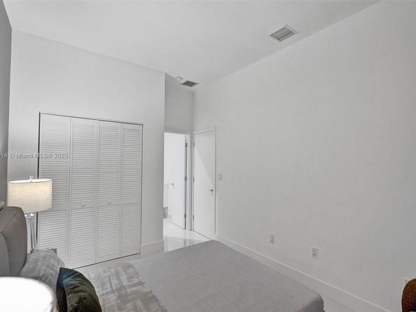 1801 NE 13th St 1821, Fort Lauderdale FL 33304