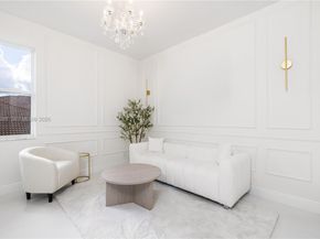 6006 Pinewood Ave, Parkland FL 33067