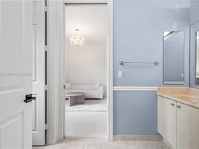 6006 Pinewood Ave, Parkland FL 33067