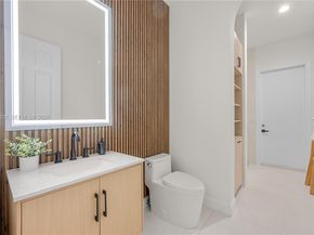 6006 Pinewood Ave, Parkland FL 33067