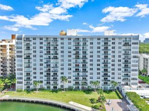 2841 NE 163rd St 710, North Miami Beach FL 33160