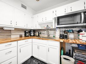2841 NE 163rd St 710, North Miami Beach FL 33160
