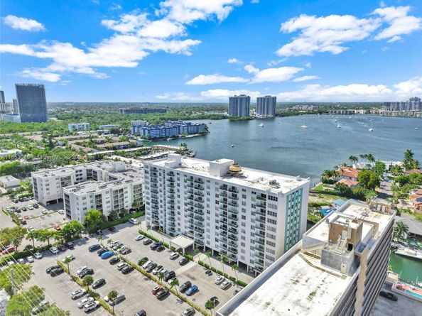 2841 NE 163rd St 710, North Miami Beach FL 33160