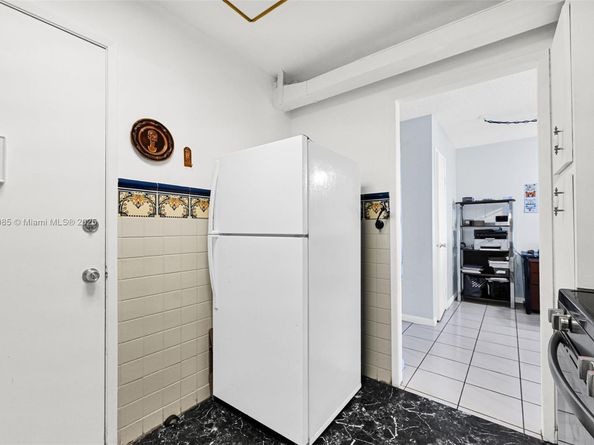 2841 NE 163rd St 710, North Miami Beach FL 33160