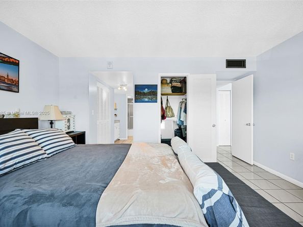 2841 NE 163rd St 710, North Miami Beach FL 33160