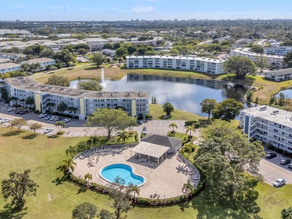 3029 Berkshire B 3029, Deerfield Beach FL 33442