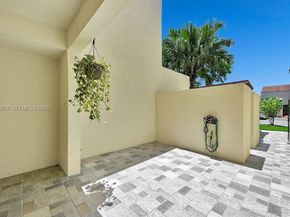 9133 Fontainebleau Blvd 5, Miami FL 33172