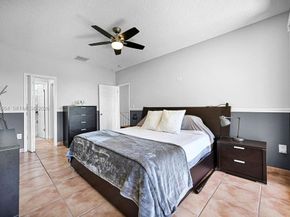 9133 Fontainebleau Blvd 5, Miami FL 33172