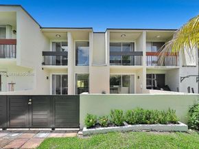 9133 Fontainebleau Blvd 5, Miami FL 33172