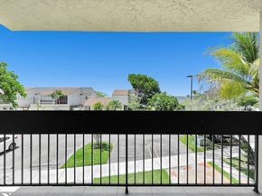9133 Fontainebleau Blvd 5, Miami FL 33172