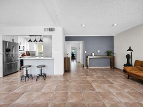 9133 Fontainebleau Blvd 5, Miami FL 33172